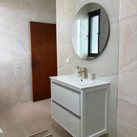 Casa Estrelicia Ii Relogio do Poiso