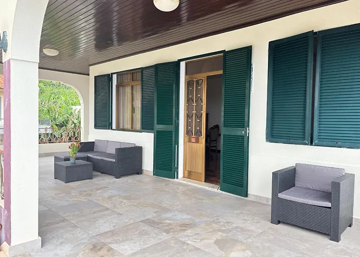 Casa Estrelicia Ii Relogio do Poiso